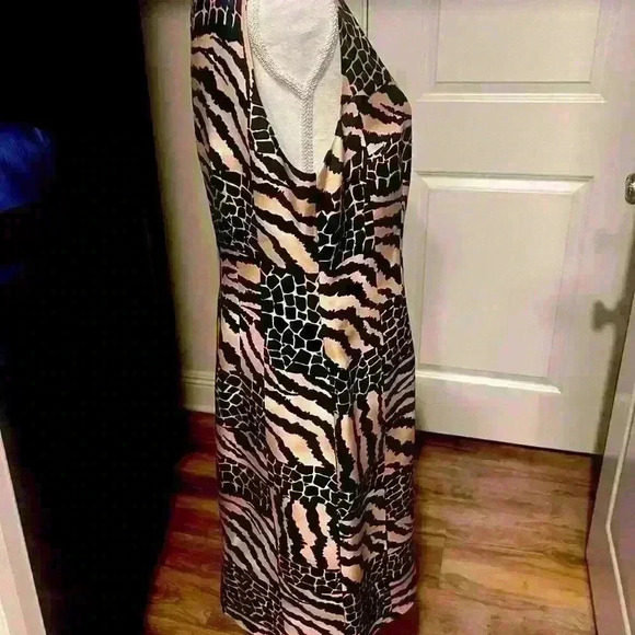 Valerie Dress 100% Pure silk ladies dress size 10 career interview cocktail - Picture 4 of 7